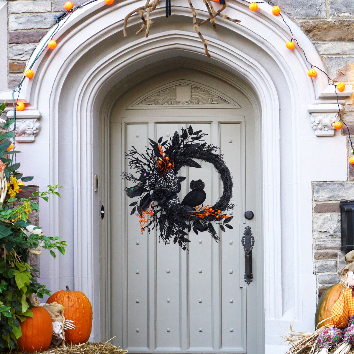 Halloween Wreath, Halloween Decorations Prelit Front Door Wreath for Indoor Wall Window Decor（18/20/22 Inch）