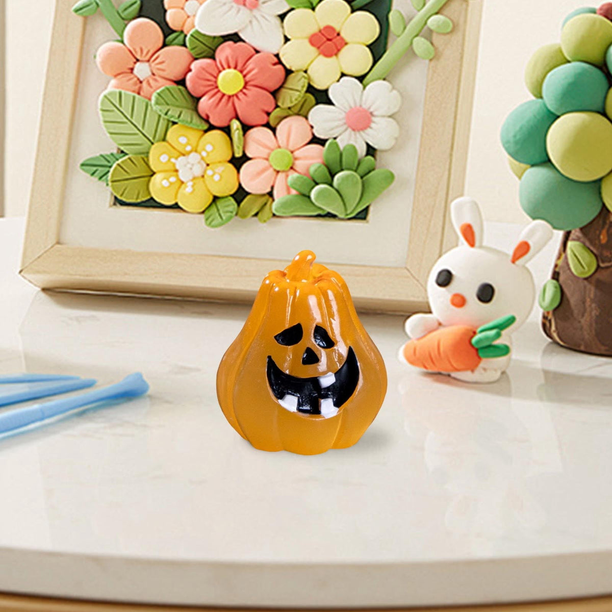 WKSCLPAI Halloween Miniatures Figures Mini Resin Figurines for Halloween Decorations, Halloween Party Favors Bag Fillers Garden Dollhouse Decor 12 Styles to Choose From, Skeleton Hugs