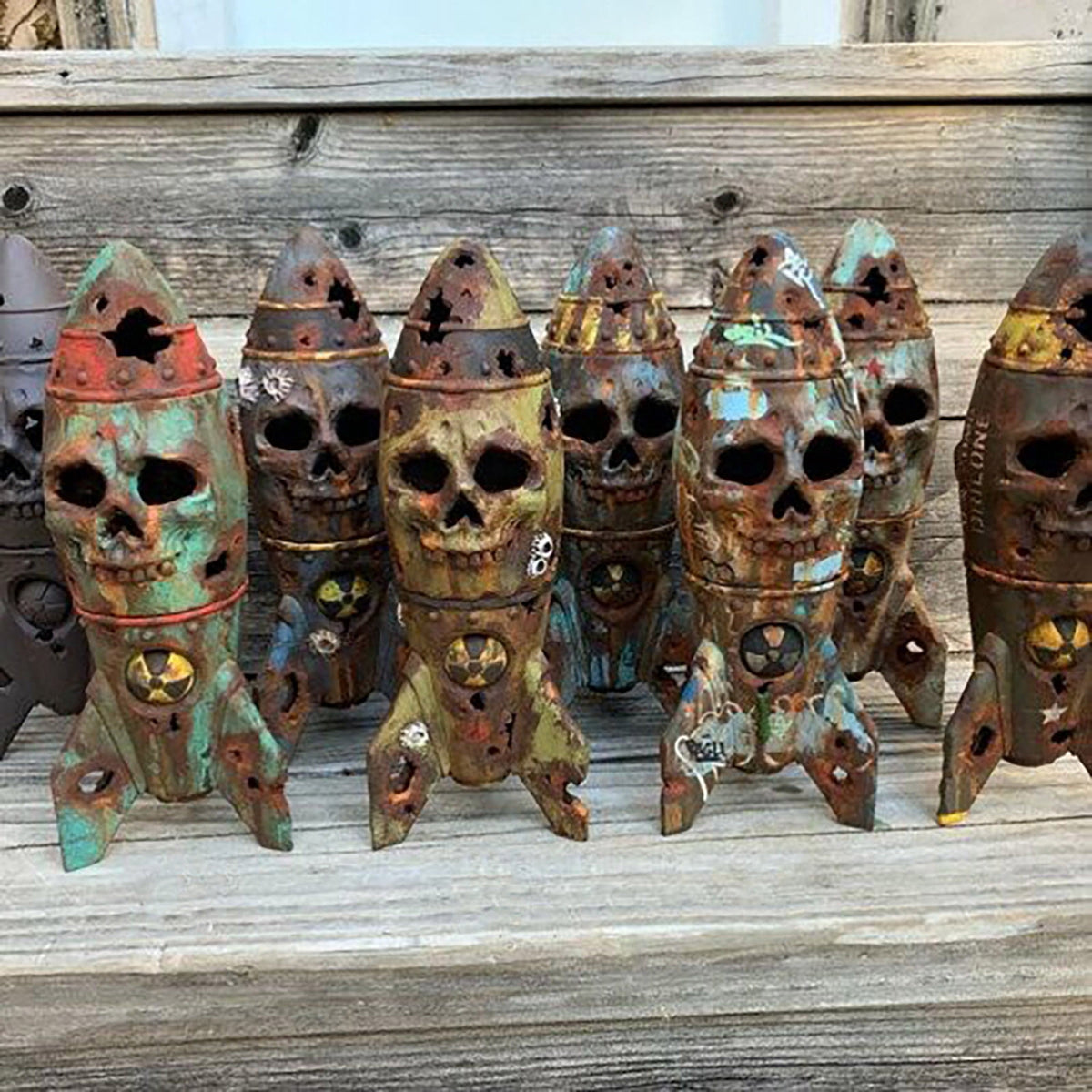 XGFHYJEH Halloween Decorations Decor, Halloween Skeleton Bomb, Halloween Decoration Indoor Outdoor Scary Props Ornament for Home Outside Yard Lawn Garden Party