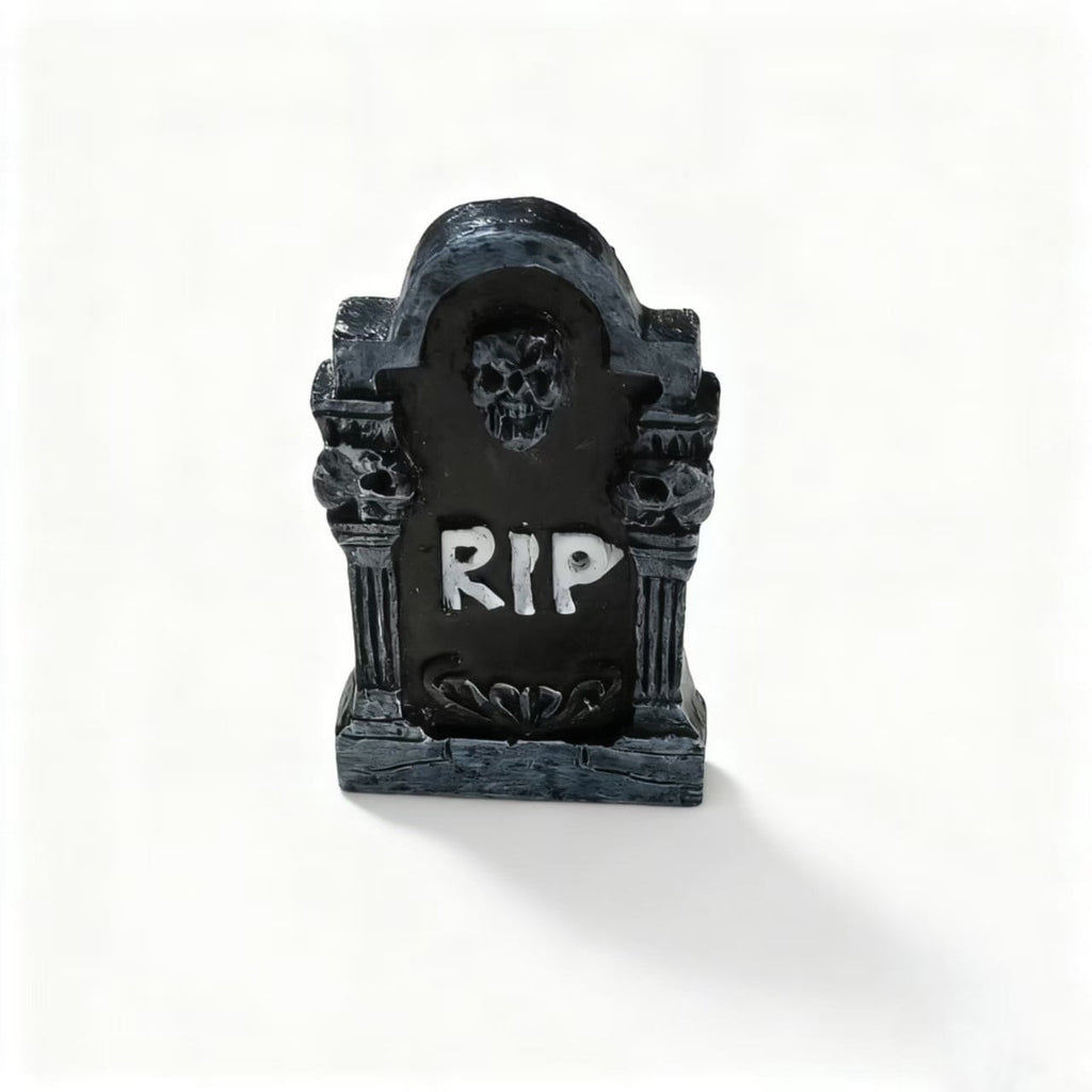 Hotyverty Vintage Window Skeleton Resin Wall Figurine, Gothic Indoor Wall Decor for Door Mantel, Creative Halloween Gift for Halloween Party Decor Enthusiasts