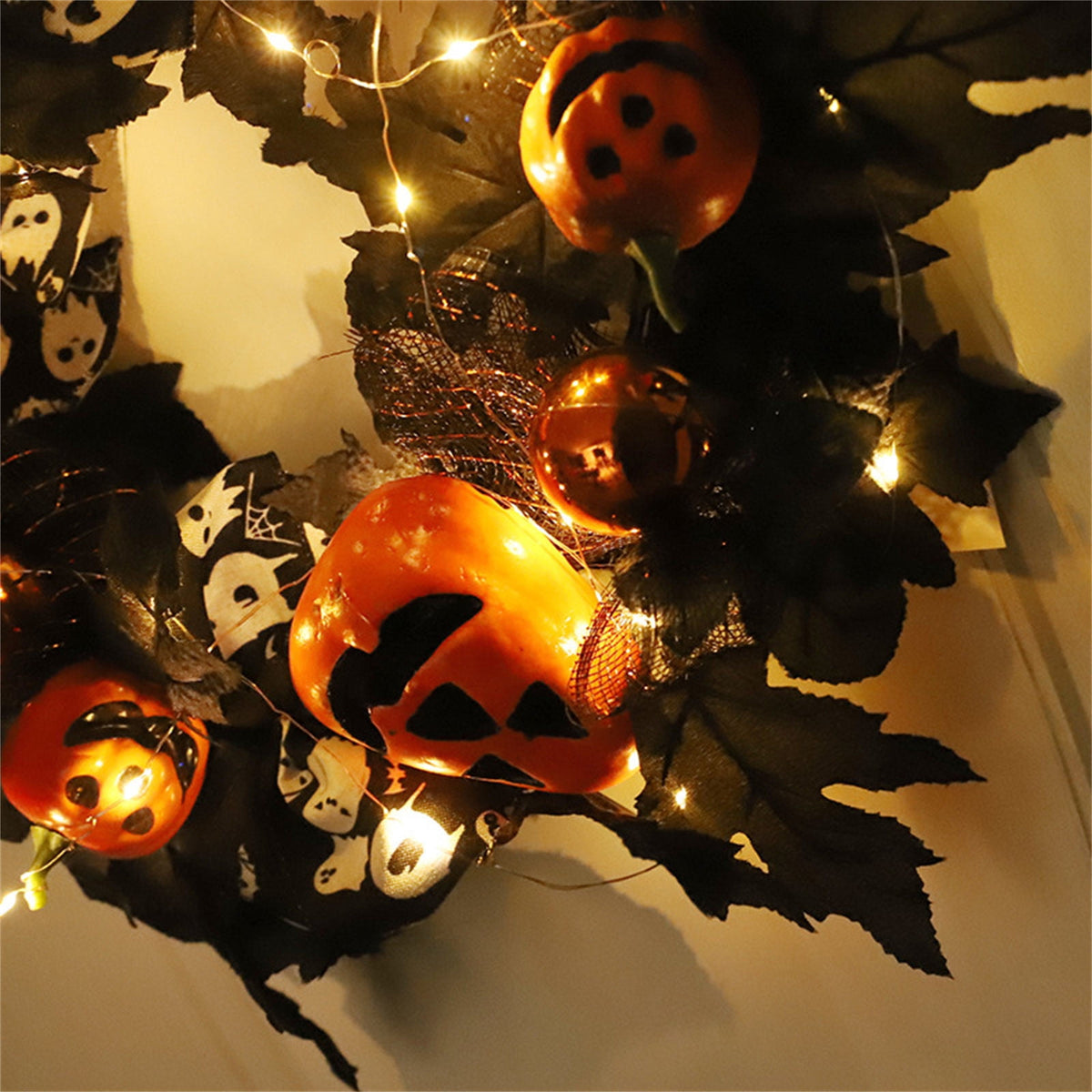 sruoe Halloween Decorations, Indoor Outdoor Halloween Decor, Artificial Wreaths, Halloween Decorations for Outside, Halloween Wreaths for Front Door, Ghost Face, Pumpkin Decoration, Wreath
