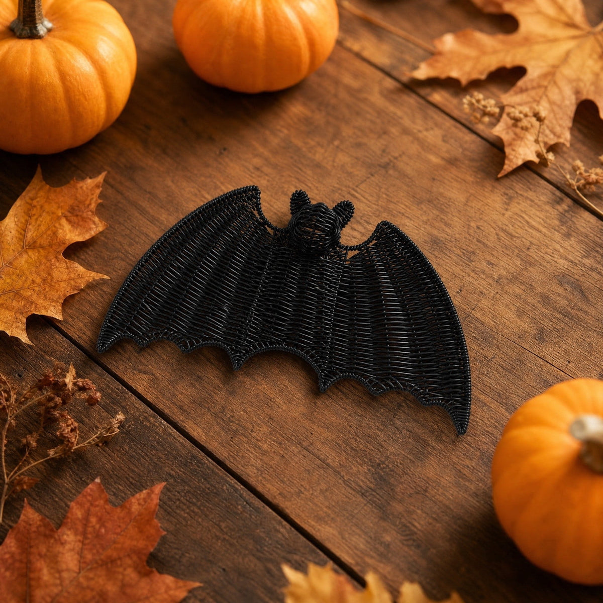 Black Rattan Wall Decoration, Halloween Wicker Bat Art, Indoor and Outdoor Festive Decor, Durable Plastic Material