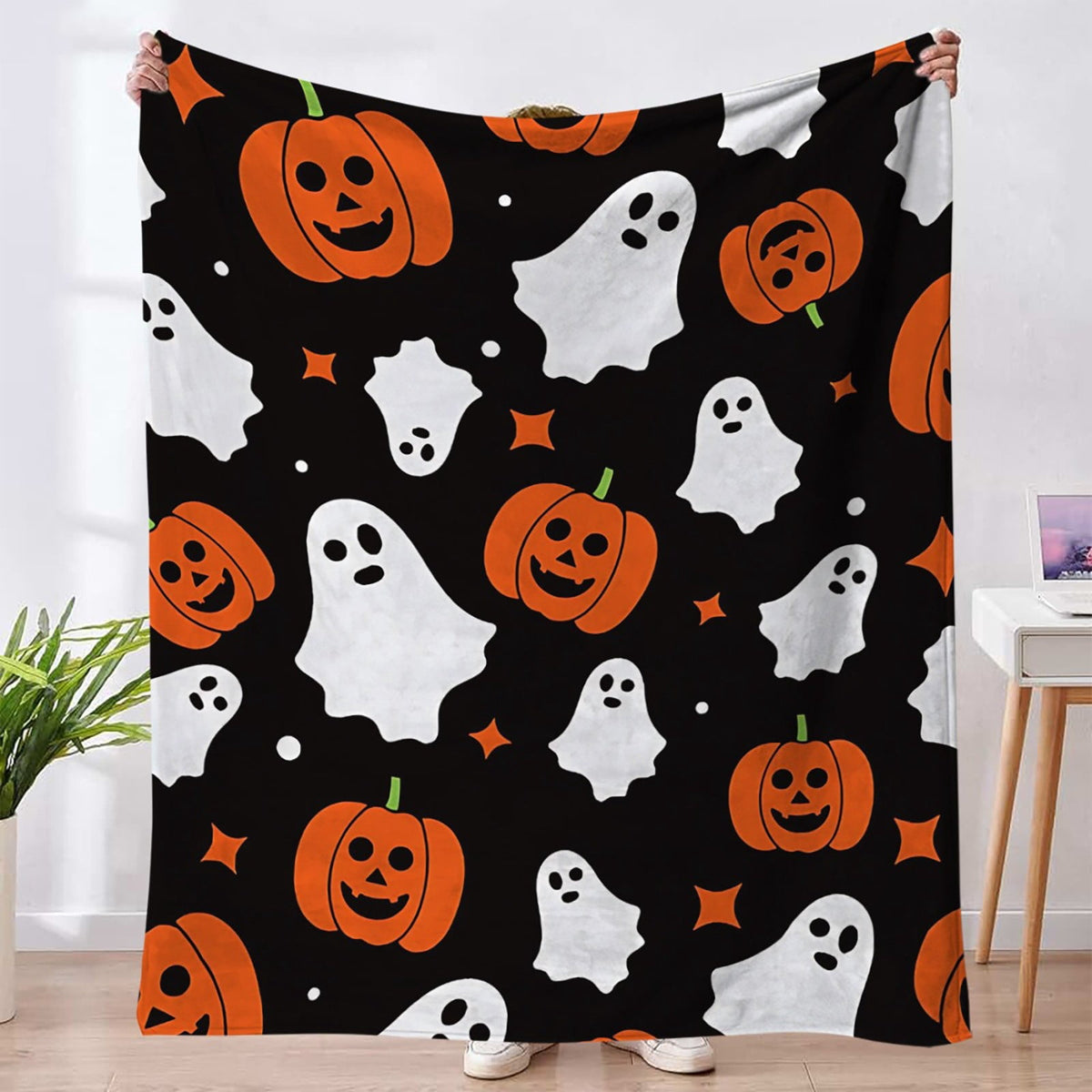 Halloween blanket,Halloween Print Throw Blanket Flannel Soft Cozy Decorative Nap Blanket with Ghost Pumpkin Skull for Office Bedroom Sofa Camping Travel(100x150cm/39x59 Inch),Black