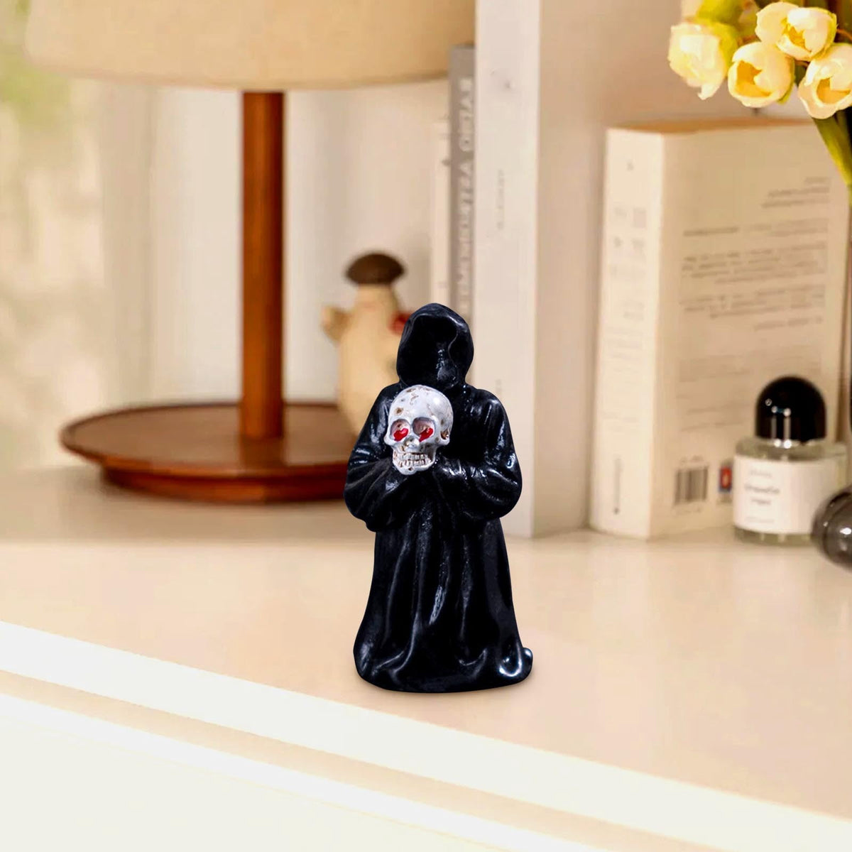 WKSCLPAI Halloween Miniatures Figures Mini Resin Figurines for Halloween Decorations, Halloween Party Favors Bag Fillers Garden Dollhouse Decor 12 Styles to Choose From, Skeleton Hugs