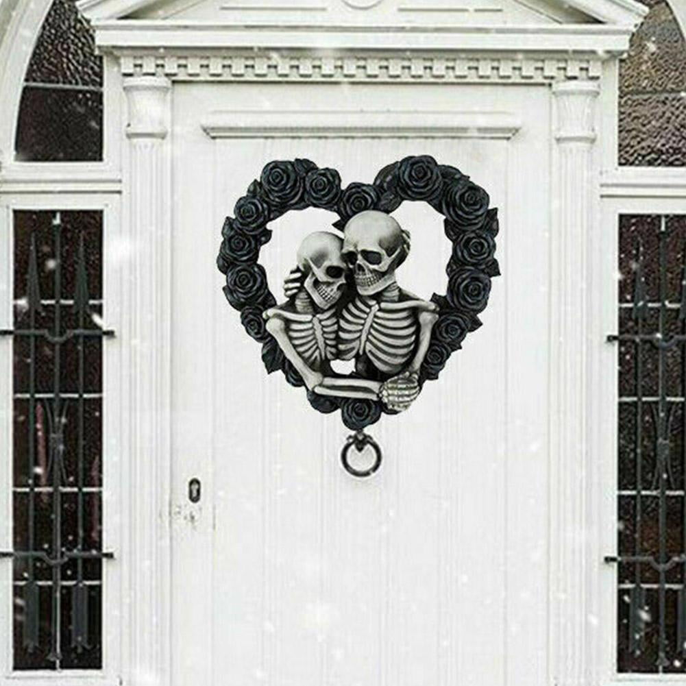 New Fashion Black Gothic Roses Garland Halloween Skeleton Wreath Heart-shaped Lovers Hugging Together Forever Skull For Halloween Decoration