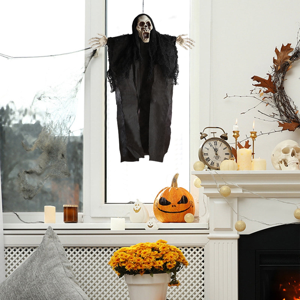 Wadada Halloween Hanging Grim Reapers, Halloween Skeleton Flying Ghosts for Halloween Outdoor Decoration, Haunted Haunted House Prop, Halloween Party Supplies Decor (17x13 Inch, With Suction Cups)