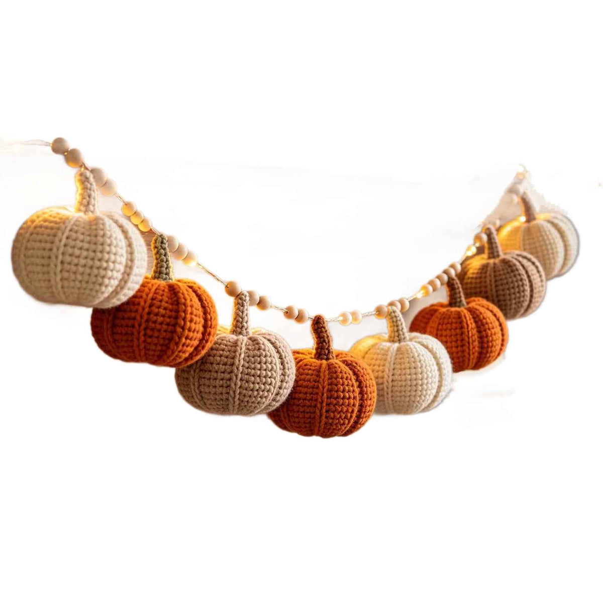 MYUNNIL Fall Knitted Pumpkin String Light Wreath, Handmade Woven Orange White Pumpkin Shaped Harvest Home Decor Light Garland, Farmhouse Seasonal Festive Hanging Decoration for Halloween & Christmas