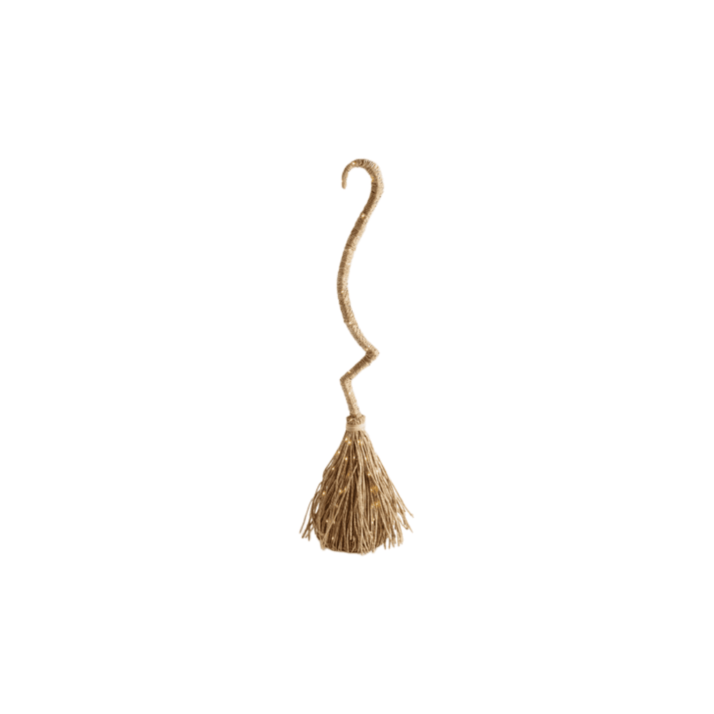 Halloween Decorations, Lighted Witch Broom, Handmade Witches Broom with String Lights, Rustic Fall Indoor Outdoor Halloween Decor for Porch, Yard, Front Door, 38"