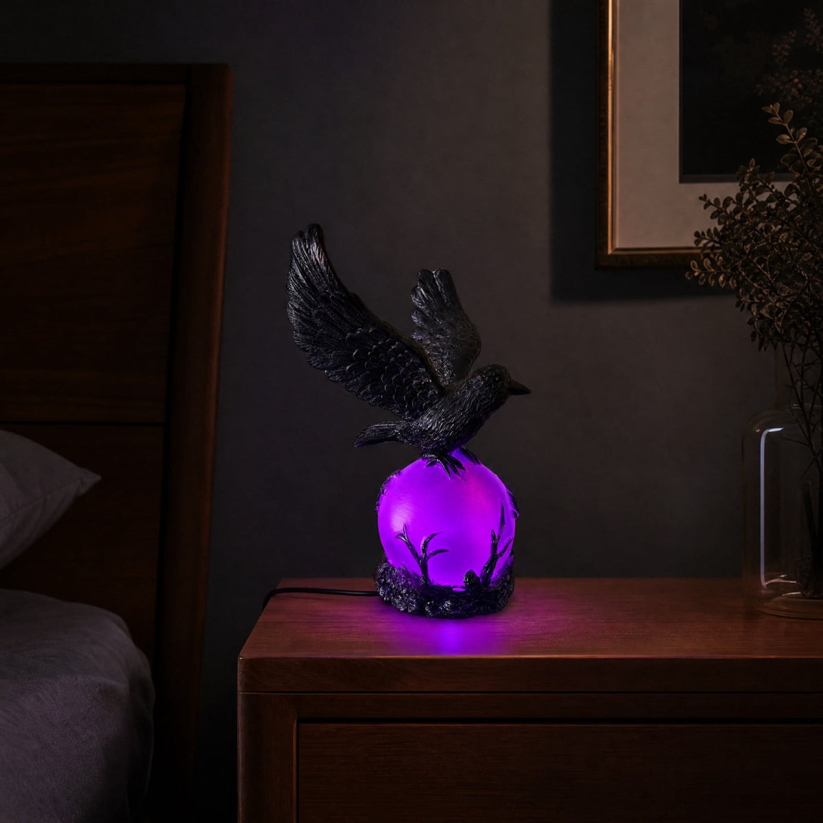 Gothic Mysterious Raven Lamp Light Sculpture, Resin Halloween Moonlight Luminous Crow Bird Led for Home Decor Gift, Bedroom Bedside, Living Room