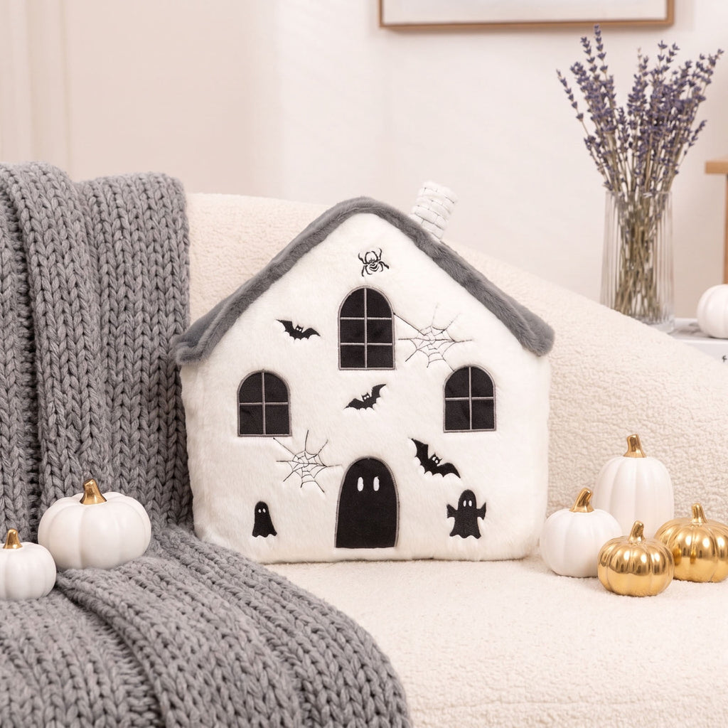 Cute Reading Ghost Plush Throw Pillow, Halloween Book & Pumpkin Bucket Ghost Stuffed Cushion, Spooky Season Decorative Pillow, for Sofa, Bedroom, Party Decor