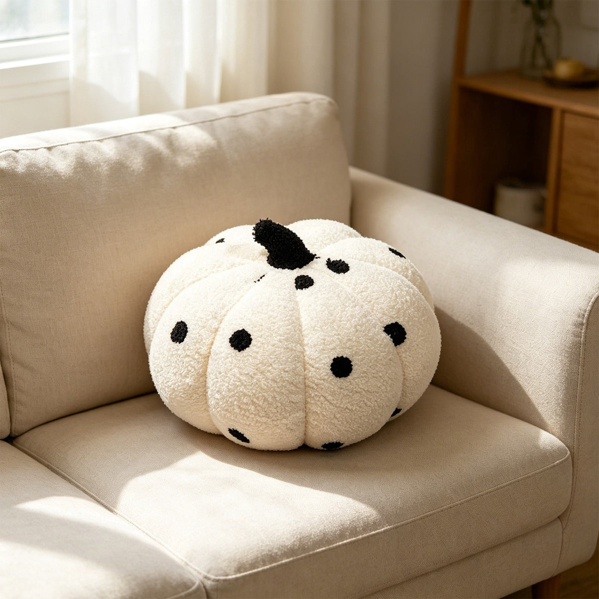 Yhmxh Soft Fluffy Pumpkin Throw Pillow, 3D Plush Sherpa Stuffed Pumpkin Cushion Decor, Cute Autumn Harvest Pumpkin Shaped Plush Toy for Sofa Couch Bed Farmhouse Thanksgiving Halloween Party Decor