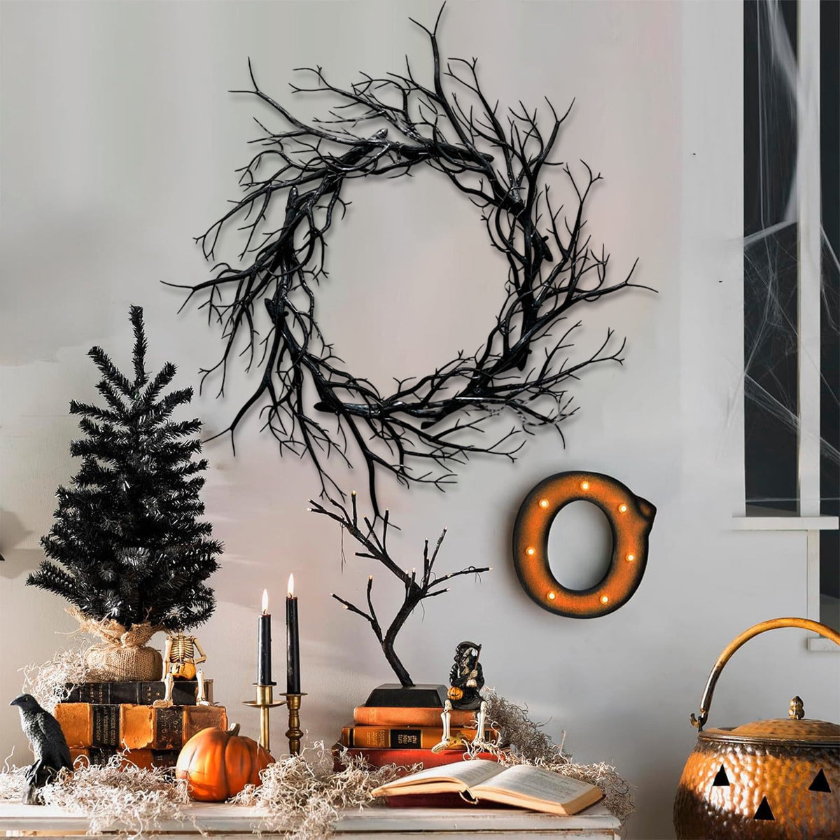 Boovnll Halloween Wreath, 18" Horror & Novelty Handmade Black Twig Glitter Bats Halloween Wreaths for Front Door Fireplace Wall Porch Party Decor, Halloween Decorations