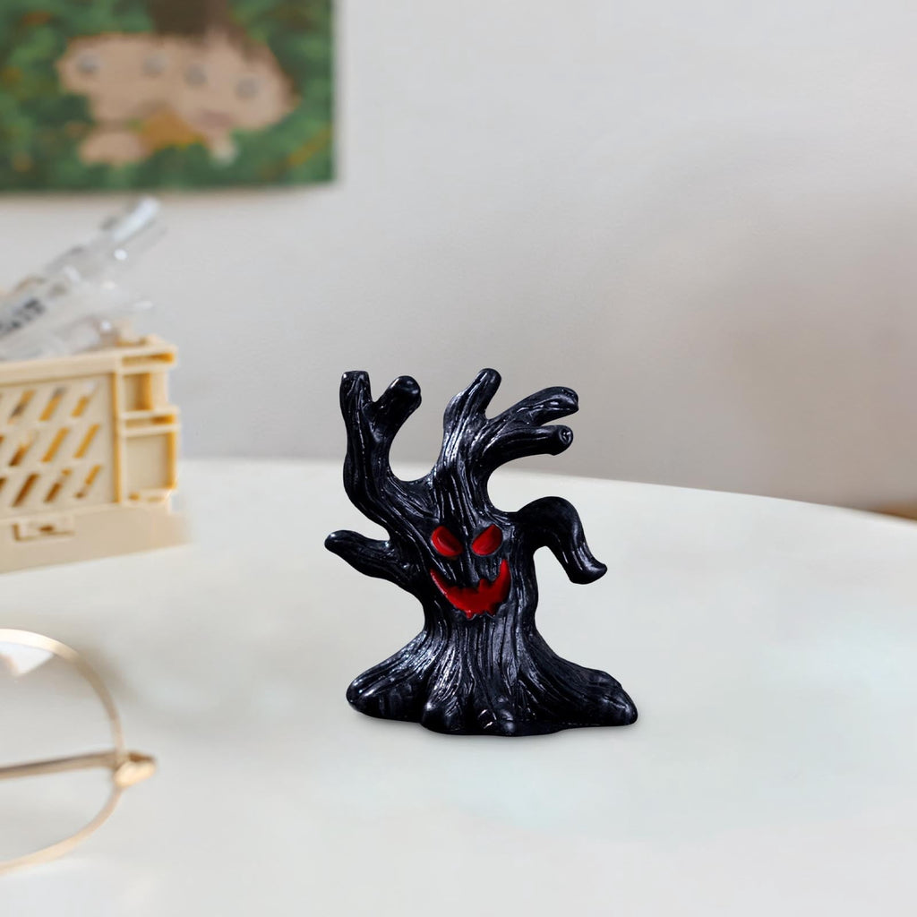 WKSCLPAI Halloween Miniatures Figures Mini Resin Figurines for Halloween Decorations, Halloween Party Favors Bag Fillers Garden Dollhouse Decor 12 Styles to Choose From, Skeleton Hugs