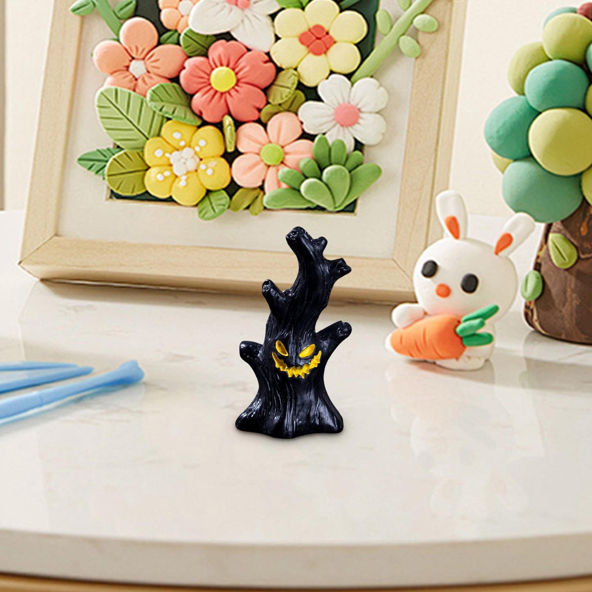 WKSCLPAI Halloween Miniatures Figures Mini Resin Figurines for Halloween Decorations, Halloween Party Favors Bag Fillers Garden Dollhouse Decor 12 Styles to Choose From, Skeleton Hugs
