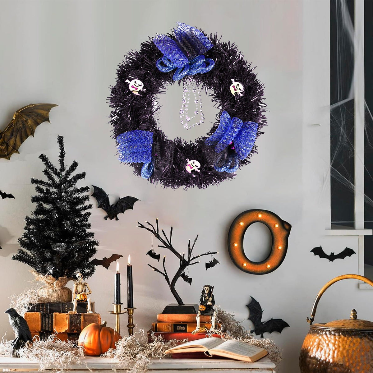 sruoe Halloween Decorations, Indoor Outdoor Halloween Decor, Artificial Wreaths, Halloween Decorations for Outside, Halloween Wreaths for Front Door, Halloween Horror Skeleton Maple Leaf Wreath